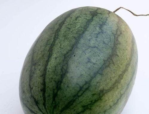 早上空腹吃梨瓜好吗,早晨养生的健康选择