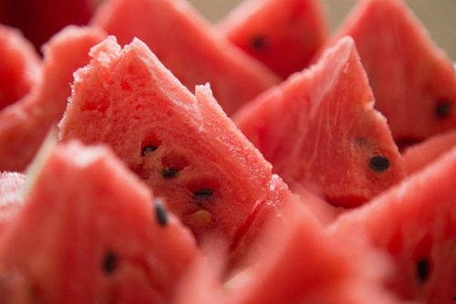 晚上吃瓜的热量,揭秘吃瓜的热量秘密